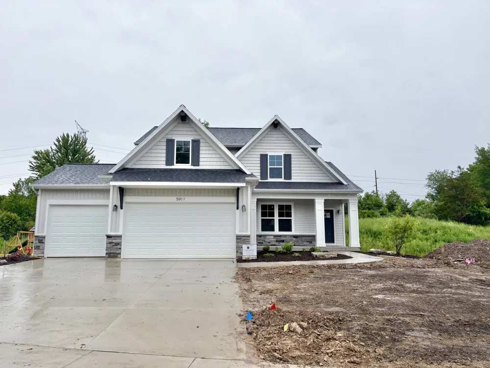 5911 Valley Point Drive SE Caledonia Township, MI 49316