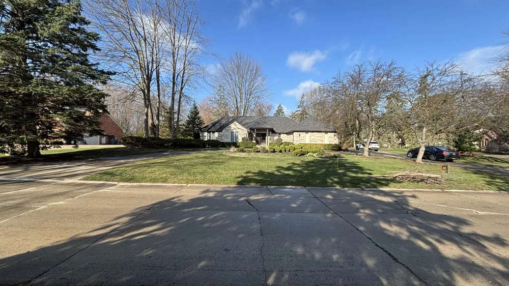 37671 Fiore Trail Clinton Charter Township, MI 48036