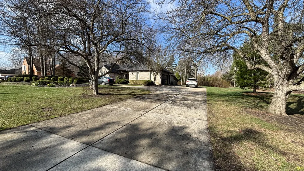 37671 Fiore Trail Clinton Charter Township, MI 48036
