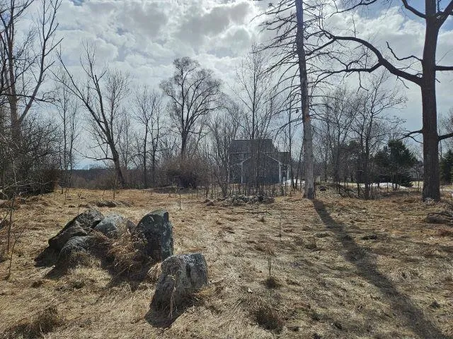 23 Cinnamon Lane East Bay Township, MI 49696