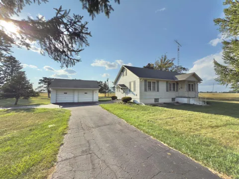 627 sandusky Road