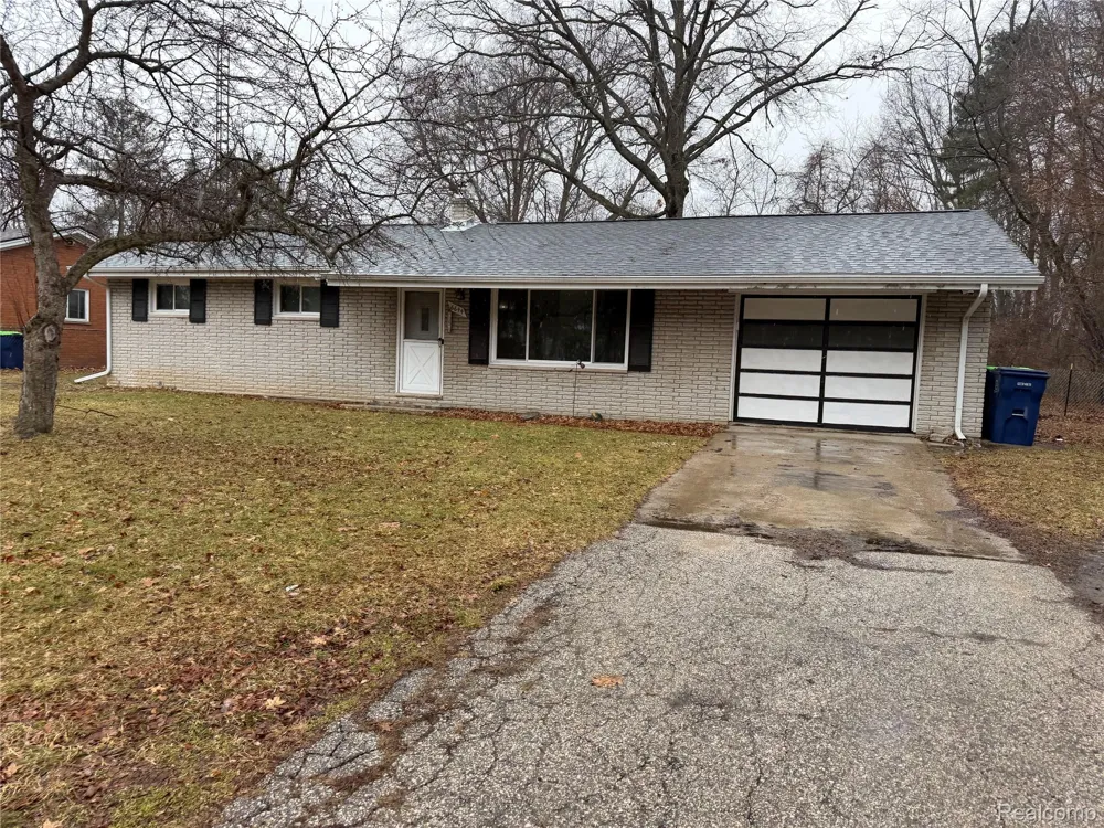 6644 Dorwood Road Bridgeport Charter Township, MI 48601