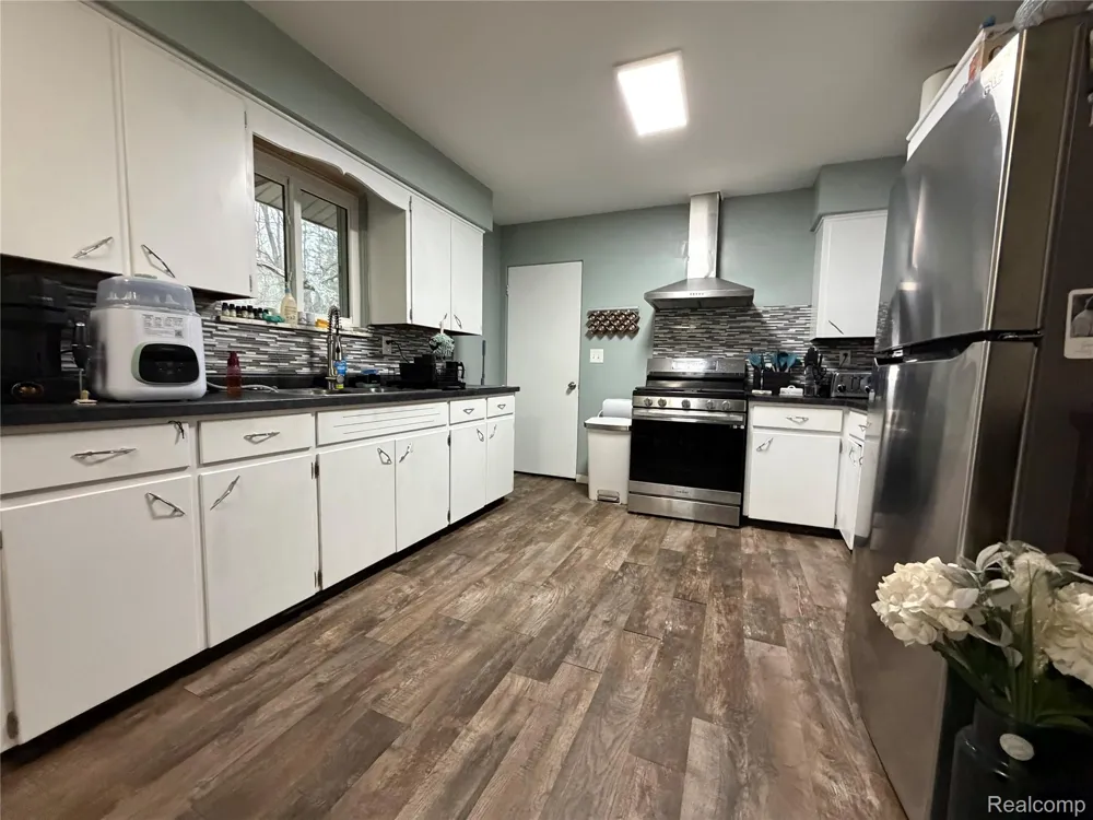 6644 Dorwood Road Bridgeport Charter Township, MI 48601