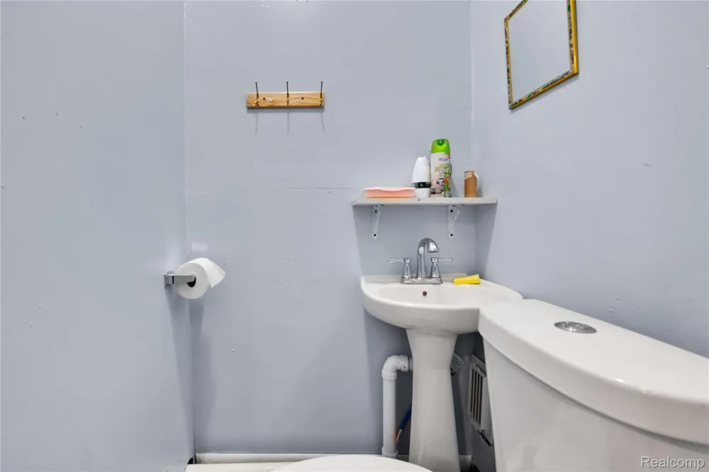 3368 Evaline Street Hamtramck City, MI 48212