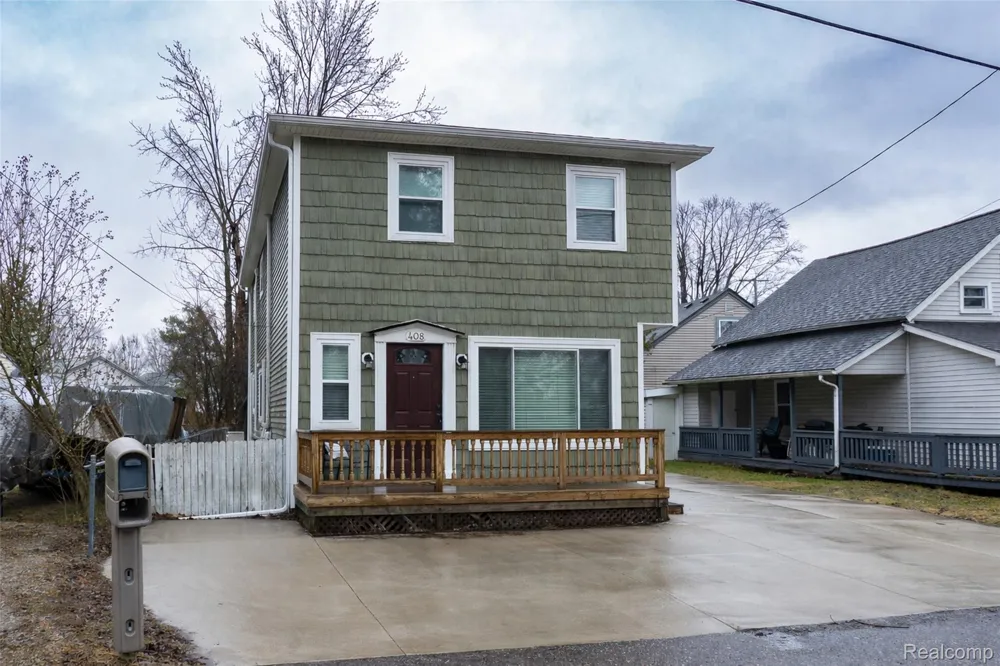 408 Conley Street Algonac City, MI 48001