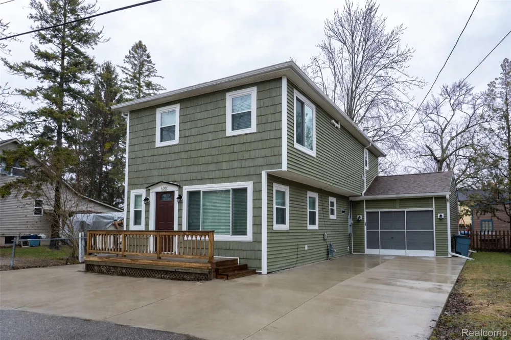 408 Conley Street Algonac City, MI 48001