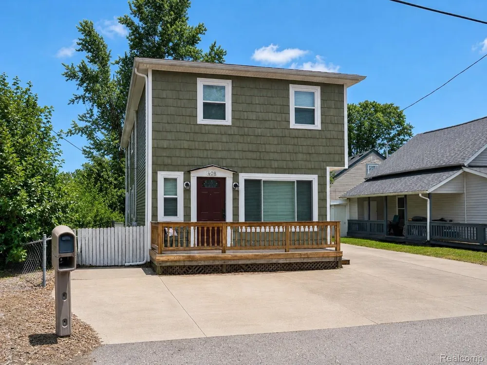 408 Conley Street Algonac City, MI 48001