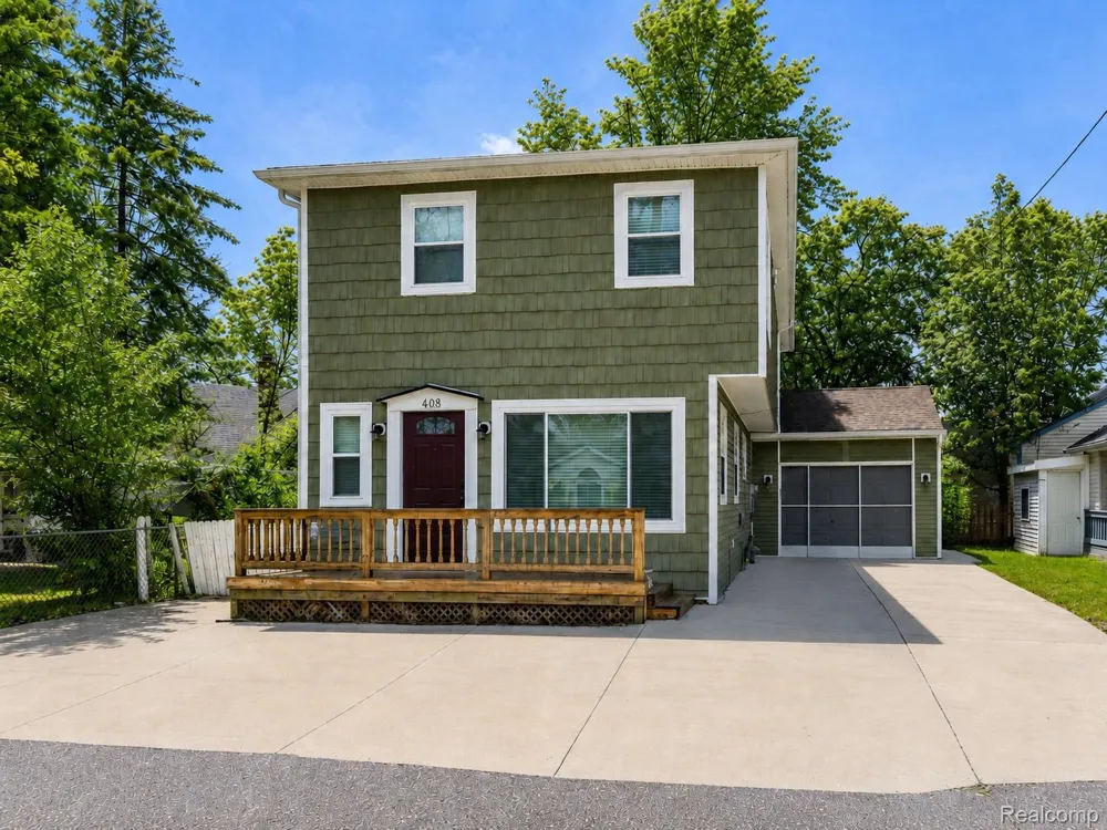 408 Conley Street Algonac City, MI 48001