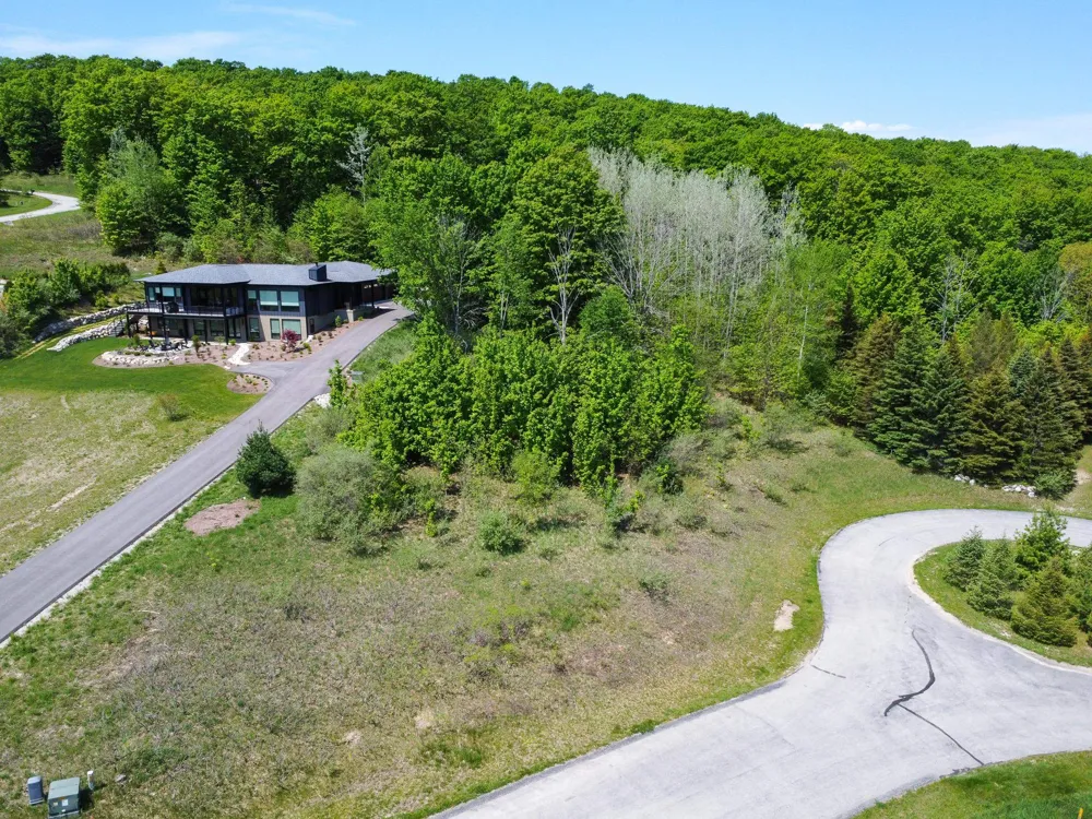 2155 Belanger Creek Drive Suttons Bay Township, MI 49682