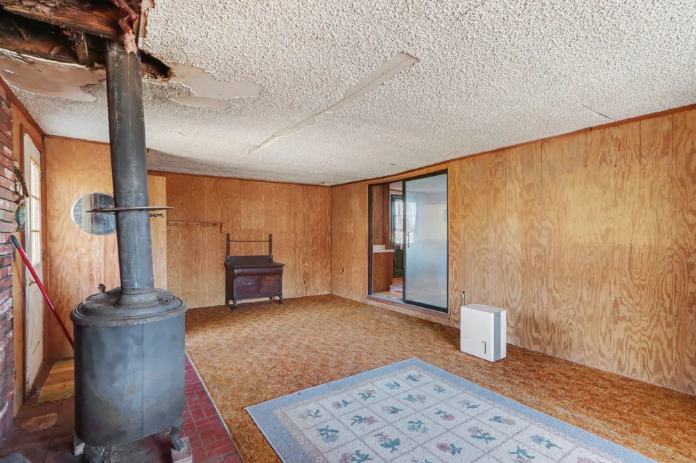 8004 W W AVENUE Prairie Ronde Township, MI 49087