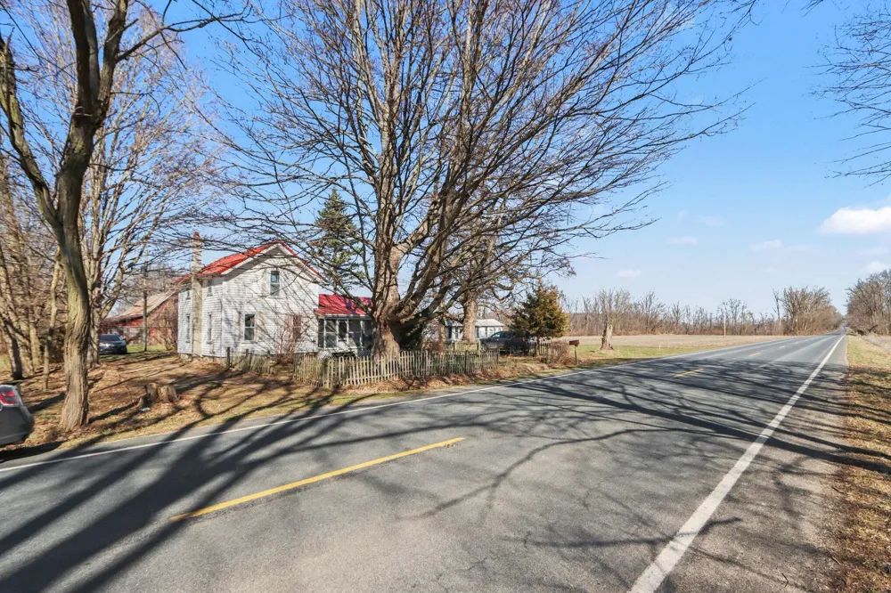 8004 W W AVENUE Prairie Ronde Township, MI 49087