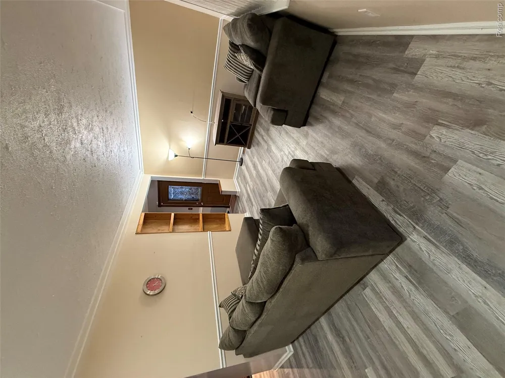 15777 Harrison Romulus City, MI 48174