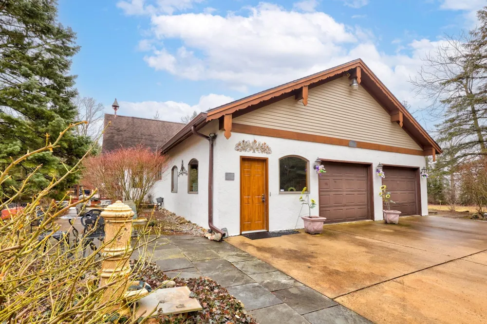 10722 S Gera Road Birch Run Township, MI 48415