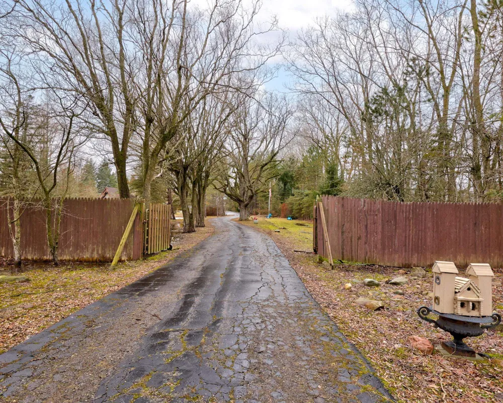 10722 S Gera Road Birch Run Township, MI 48415