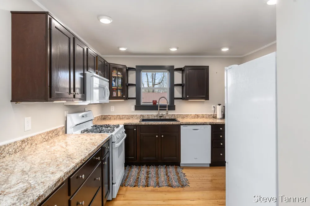 5423 E Howard City-Edmore Home Township, MI 48829