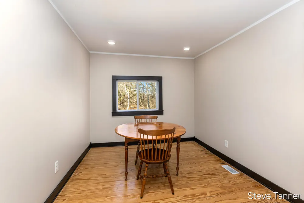 5423 E Howard City-Edmore Home Township, MI 48829
