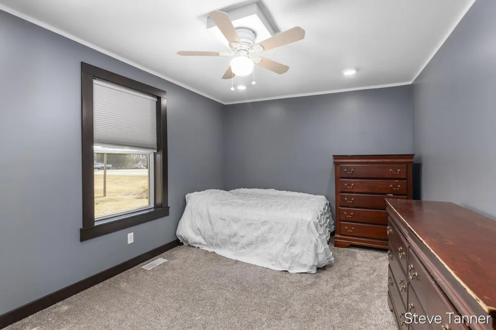 5423 E Howard City-Edmore Home Township, MI 48829
