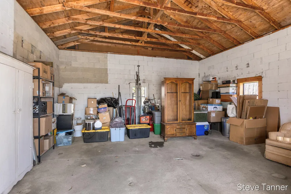 5423 E Howard City-Edmore Home Township, MI 48829