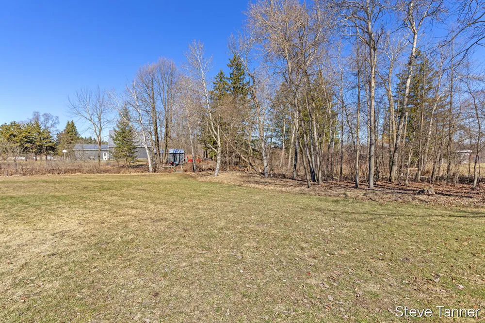 5423 E Howard City-Edmore Home Township, MI 48829