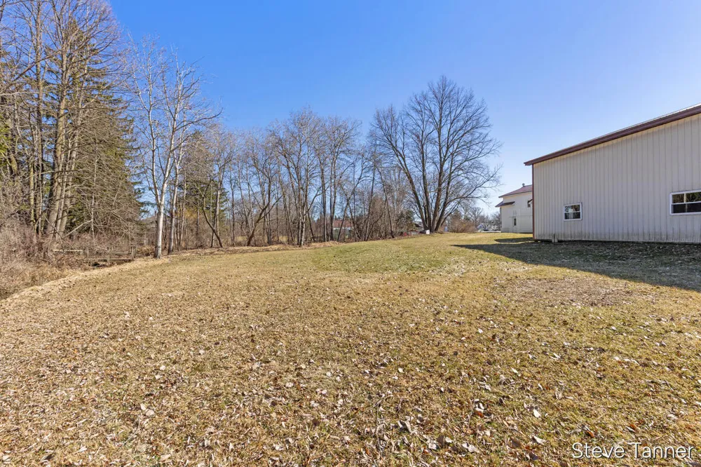 5423 E Howard City-Edmore Home Township, MI 48829