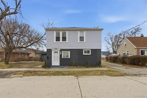 26739 W Outer Drive