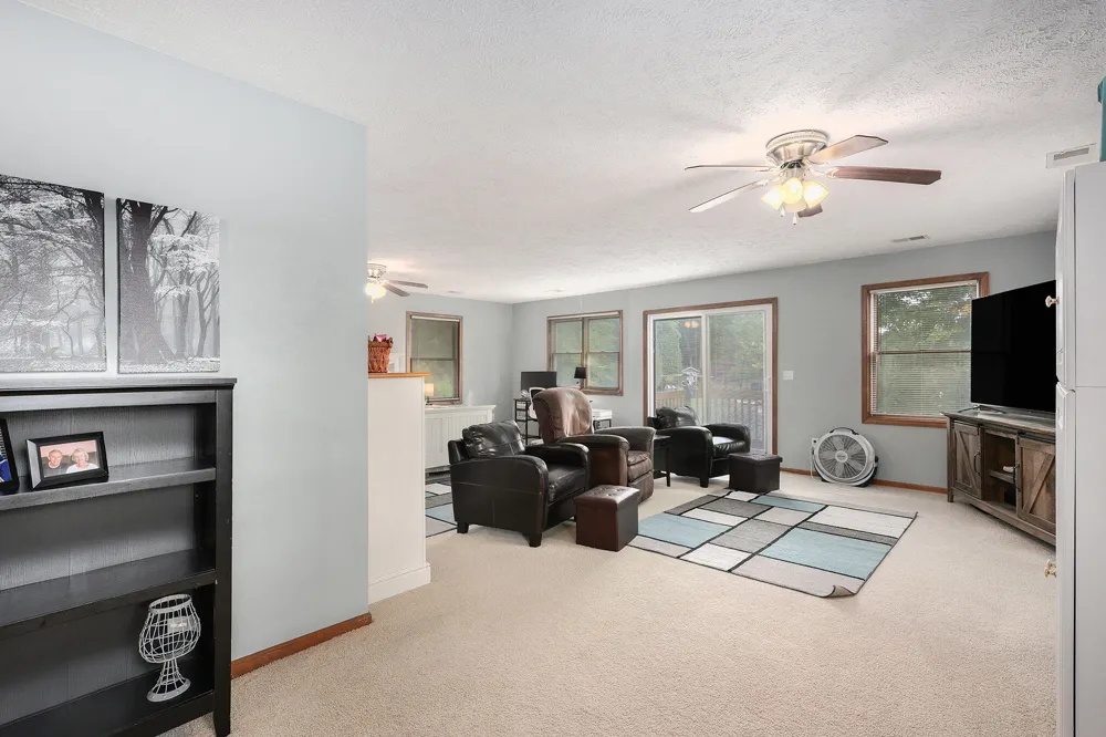 6271 10th Street Cedar Creek Township, MI 49457