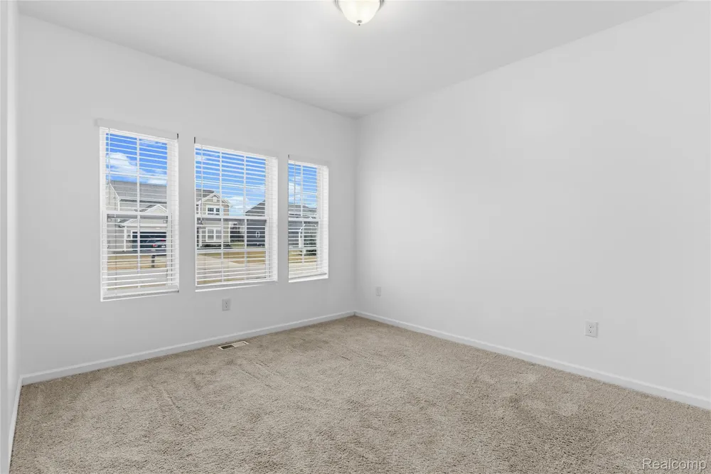 3069 Oxford Lane Flushing Charter Township, MI 48433