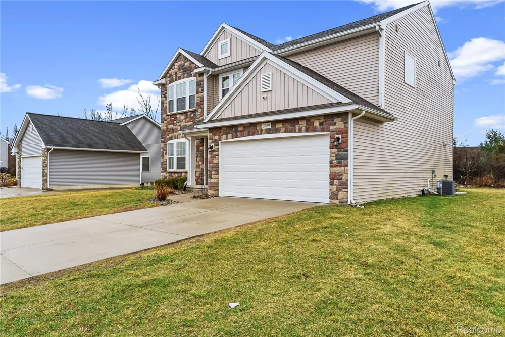 3069 Oxford Lane Flushing Charter Township, MI 48433