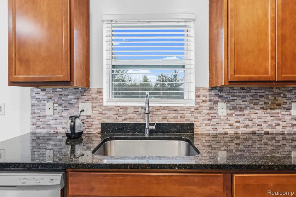 3069 Oxford Lane Flushing Charter Township, MI 48433