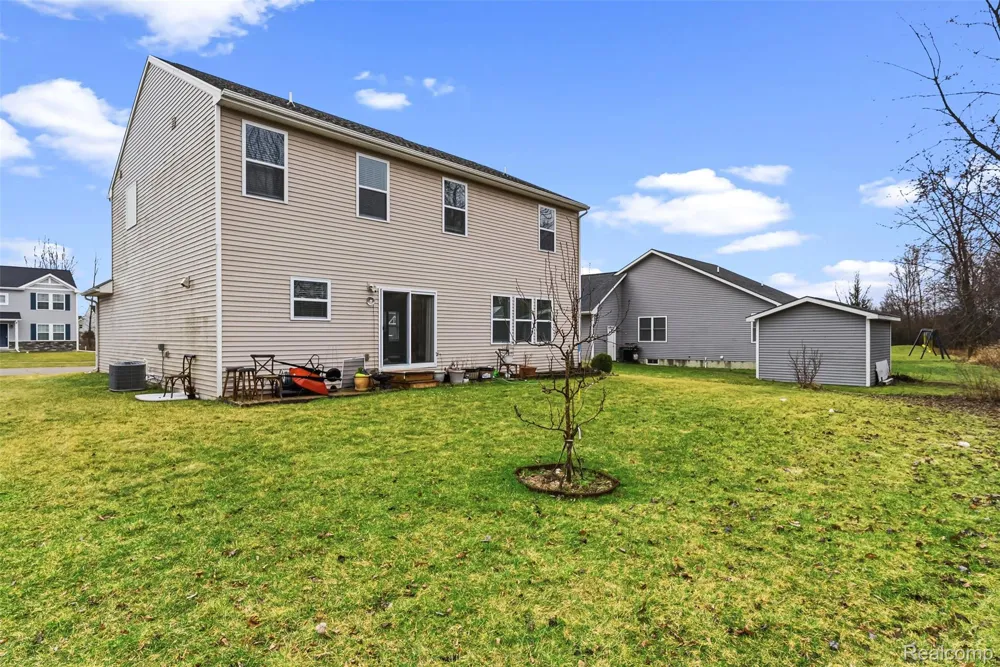 3069 Oxford Lane Flushing Charter Township, MI 48433
