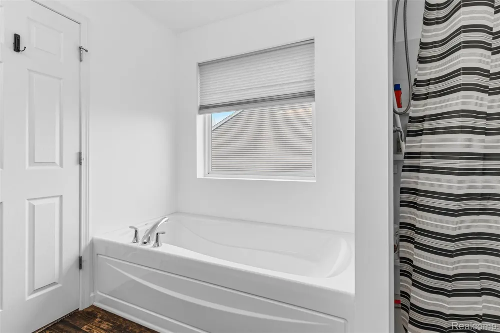 3069 Oxford Lane Flushing Charter Township, MI 48433