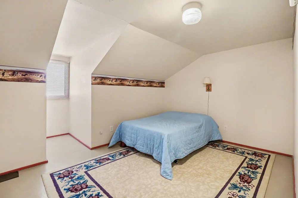 709 New William Street Ludington City, MI 49431