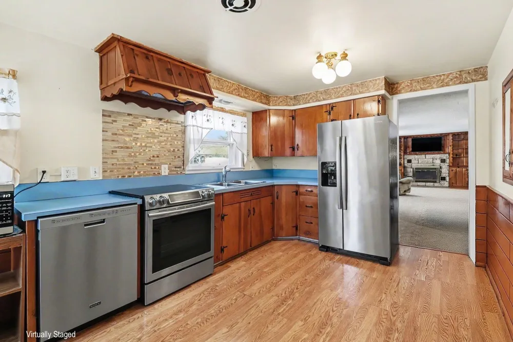 709 New William Street Ludington City, MI 49431