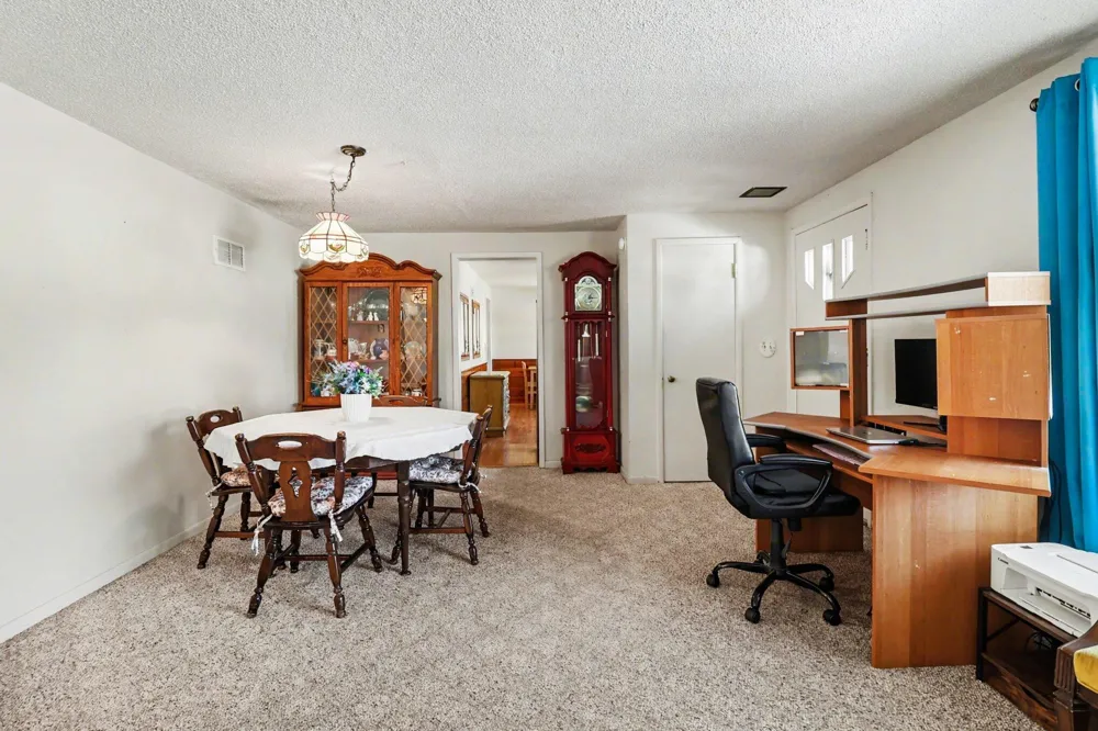 709 New William Street Ludington City, MI 49431