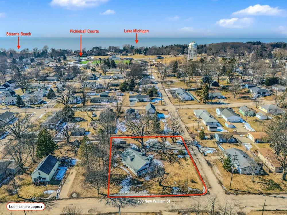 709 New William Street Ludington City, MI 49431