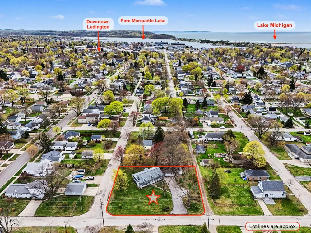 709 New William Street Ludington City, MI 49431