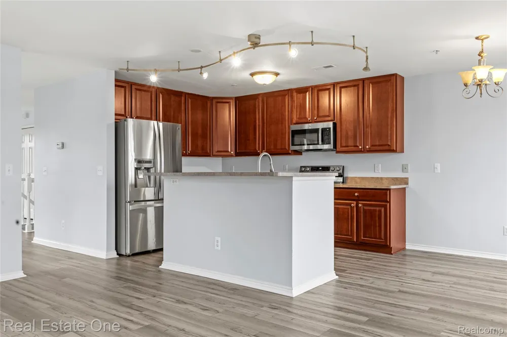 3939 Forester Boulevard Auburn Hills City, MI 48326