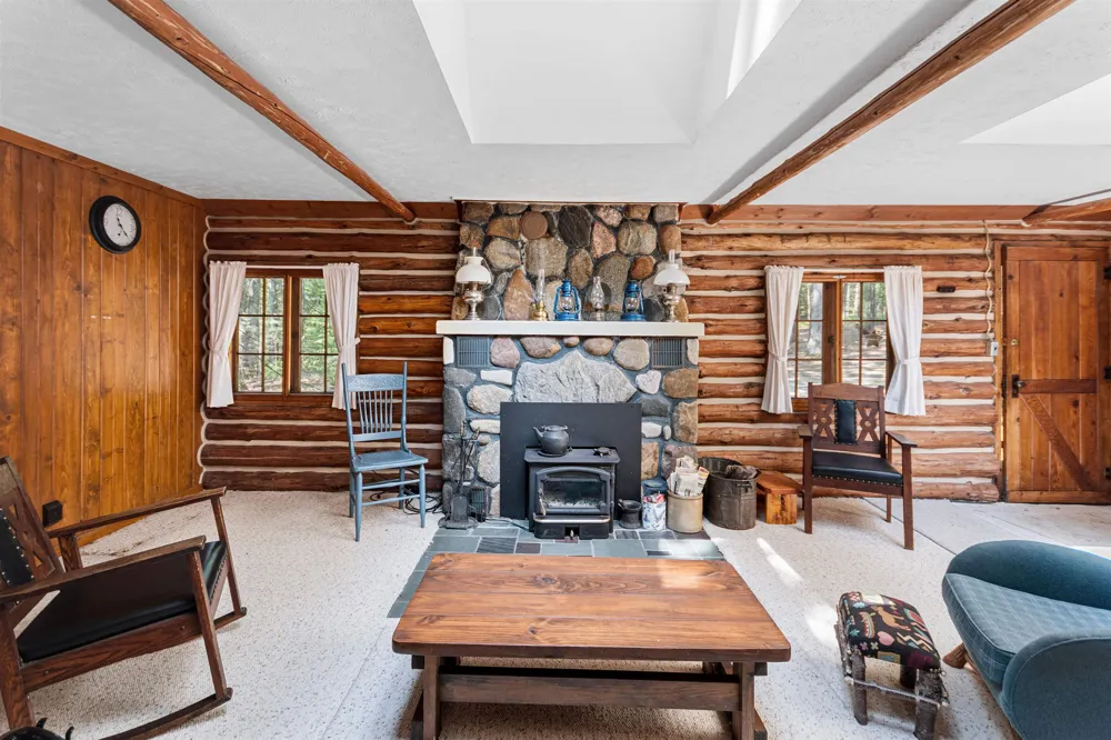6483 W Plum Valley Road NW Clearwater Township, MI 49676