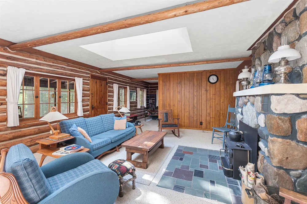 6483 W Plum Valley Road NW Clearwater Township, MI 49676