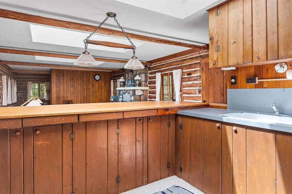 6483 W Plum Valley Road NW Clearwater Township, MI 49676