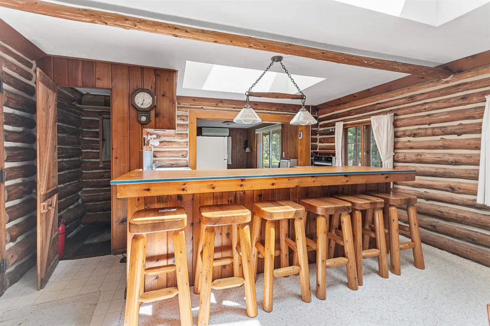 6483 W Plum Valley Road NW Clearwater Township, MI 49676