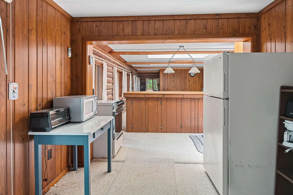6483 W Plum Valley Road NW Clearwater Township, MI 49676