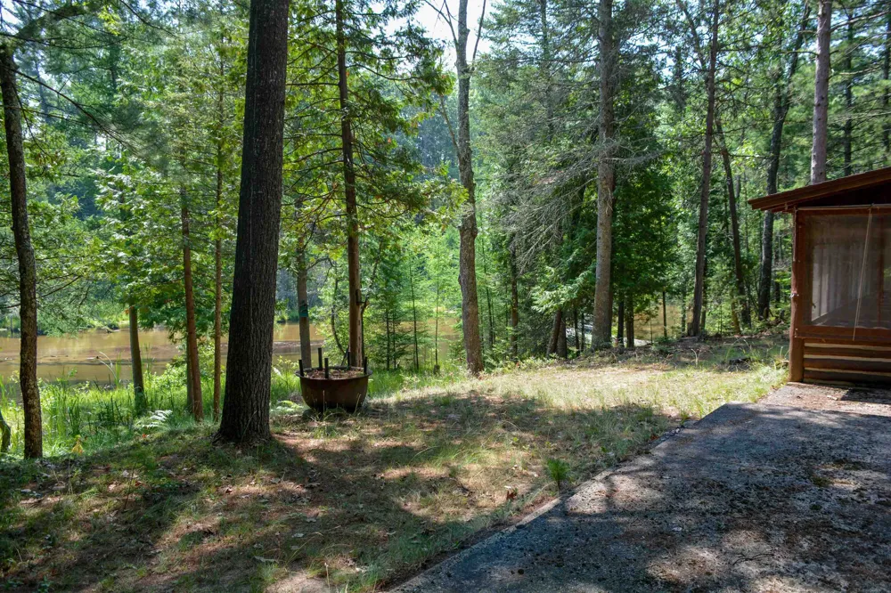 6483 W Plum Valley Road NW Clearwater Township, MI 49676