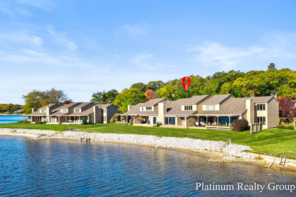 15762 Prospect Point Drive Spring Lake Township, MI 49456