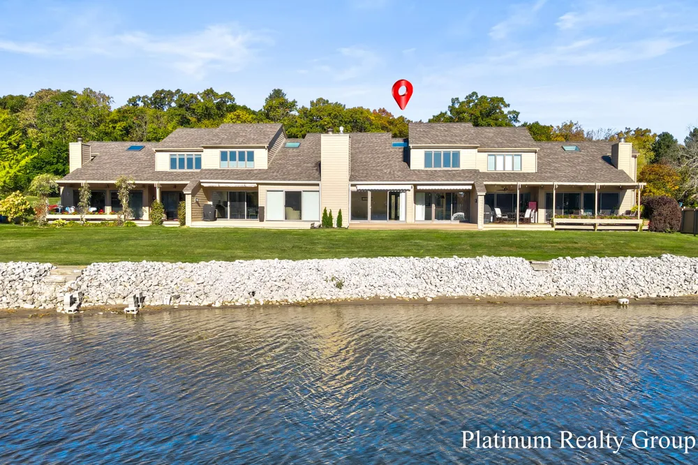 15762 Prospect Point Drive Spring Lake Township, MI 49456