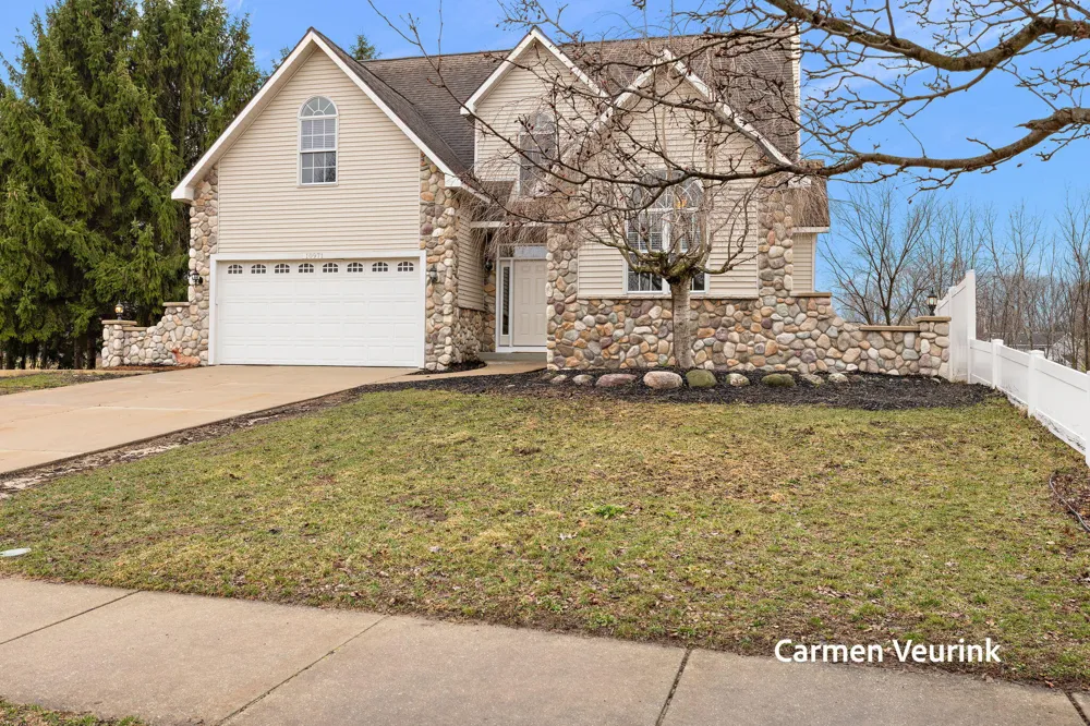 10971 Lance Avenue Allendale Charter Township, MI 49401