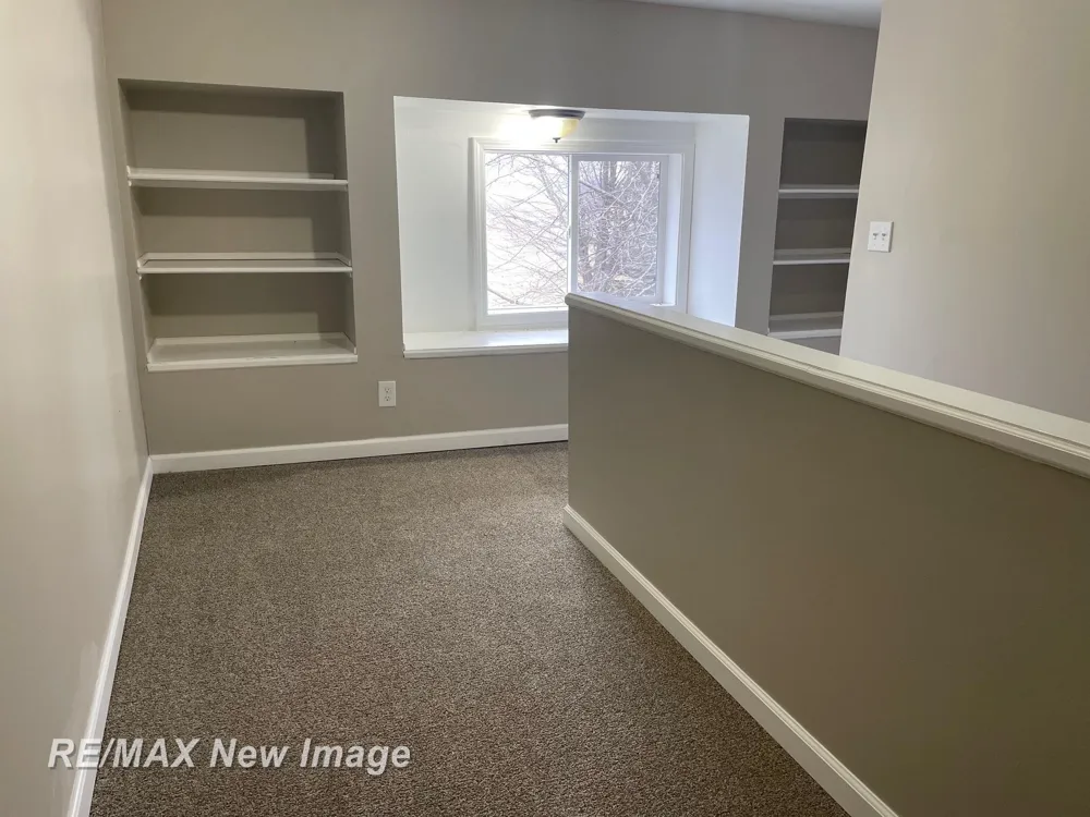 3874 E Kent Road Ingersoll Township, MI 48623