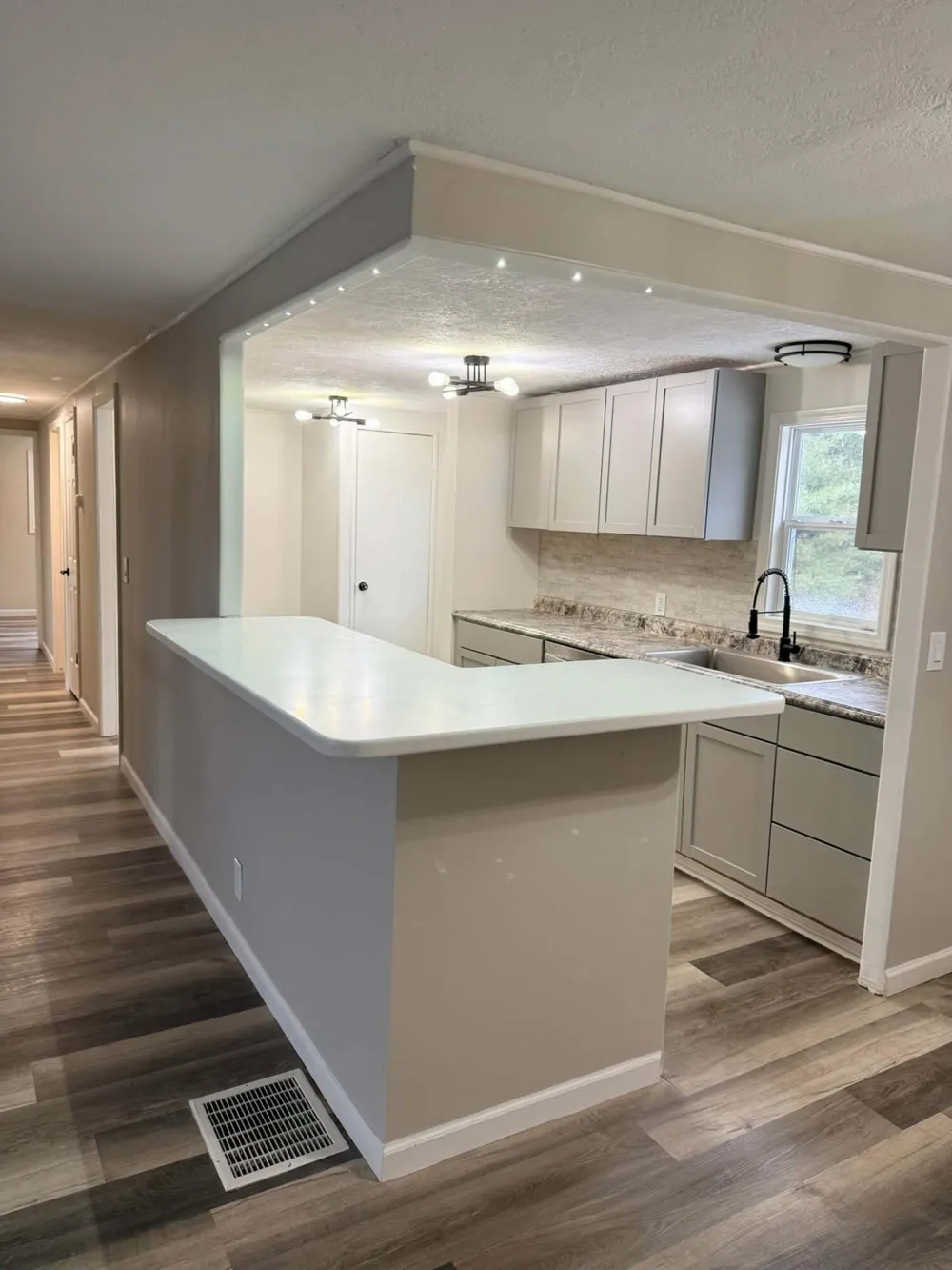 3335 E Tyler Road Dalton Township, MI 49457