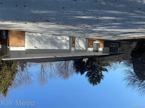 1440 W Square Lake Road