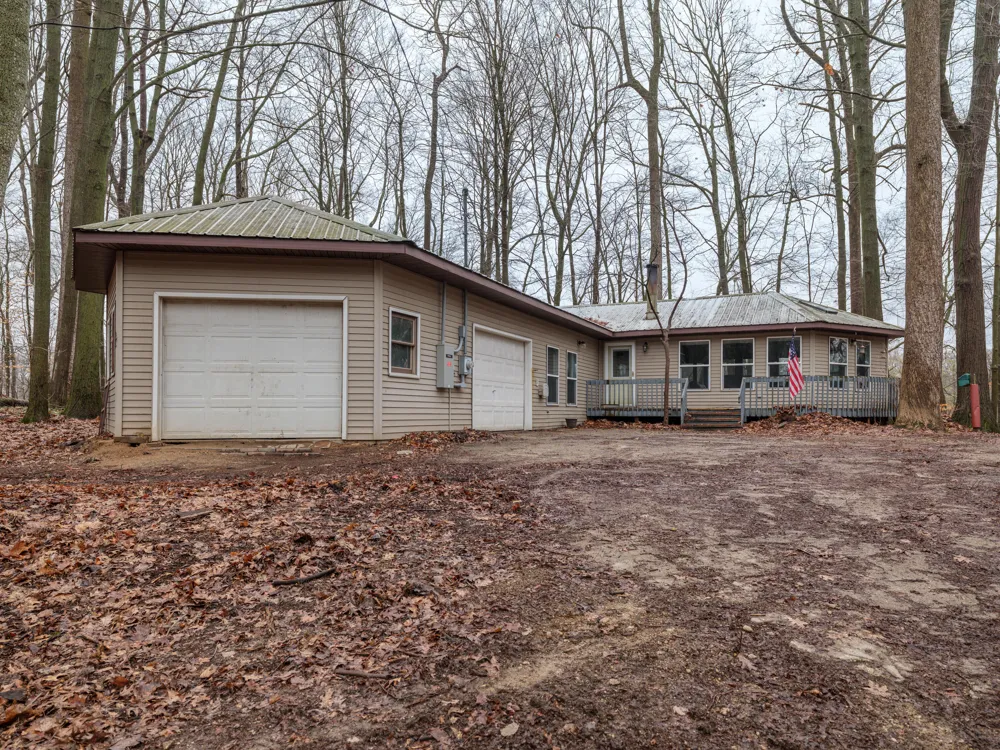 22431 Paulson Road Pine Grove Township, MI 49055